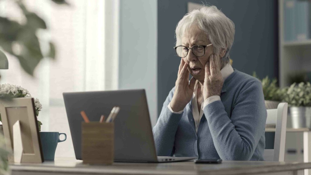 Bank Customer Interventions by Ken Palla - on ScamsNOW.com