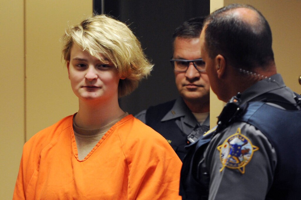 A Fake Social Media Scam Murder For Hire Plot In Alaska - 2024 - on SCARS ScamsNOW.com